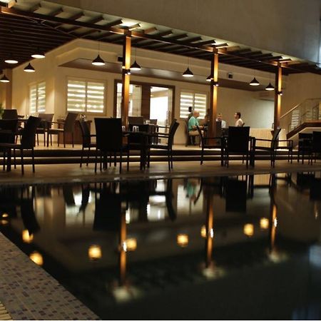 Hotel Grand Rio นาสิก ภายนอก รูปภาพ